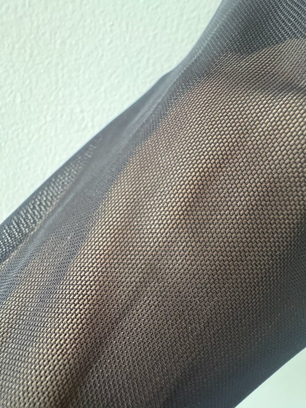 Black Mesh Top - Leith - Picture 6 of 6